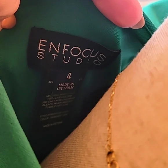 Enfocus Studio Green Sheath Dress V-Neck Flutter Sleeveless - Picture 3 of 5